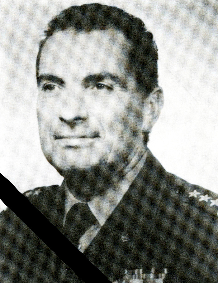Pułkownik prof. dr hab. inż. Józef Sanecki, profesor WAT